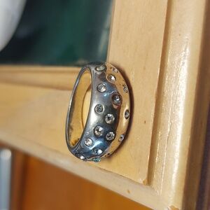 Modern Silvertone CZ Dome Band Ring – Size 6